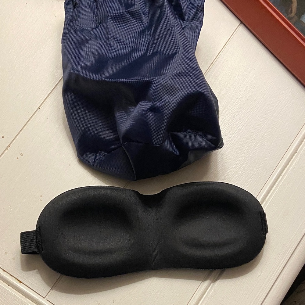 Black VR Eye Mask